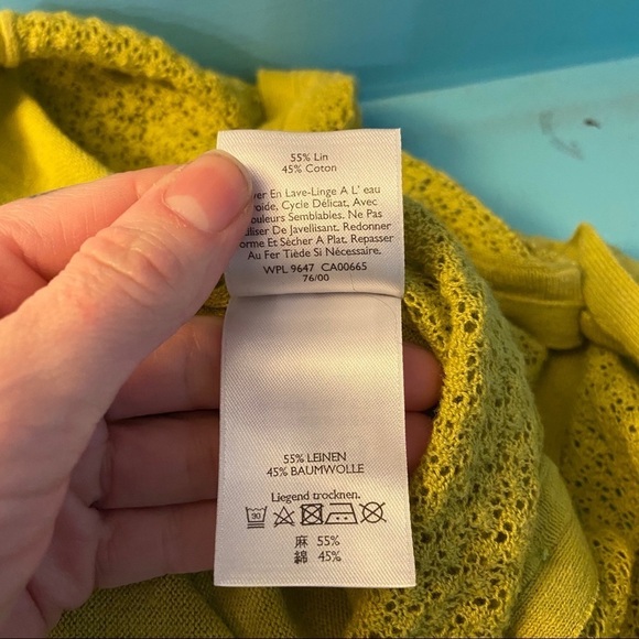 🛍️3/$30 Eddie Bauer chartreuse coloured cardigan sweater - Picture 6 of 6